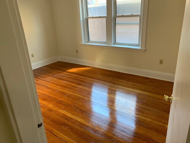 1768 Beacon St, Unit 1 in Brookline, MA - Building Photo - Building Photo