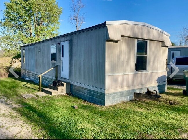 1427 Paulk Ln in Pulaski, TN - Building Photo - Building Photo