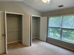 490 Barnett Shoals Rd in Athens, GA - Building Photo - Building Photo