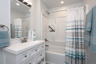 124 Temple St in New Haven, CT - Foto de edificio - Interior Photo