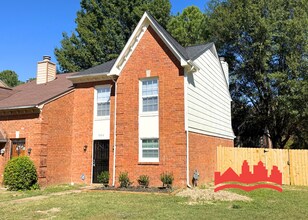 5584 Blossom Ln in Memphis, TN - Building Photo - Building Photo