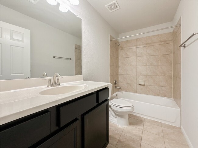 property at 105 Camelot Pl Ct