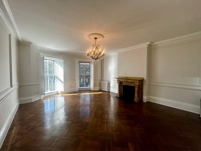 property at 81 Mt Vernon St