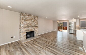 9215 Evanston Ave N in Seattle, WA - Building Photo - Building Photo