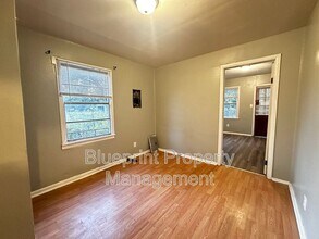 450 4th Thomas St in Birmingham, AL - Building Photo - Building Photo