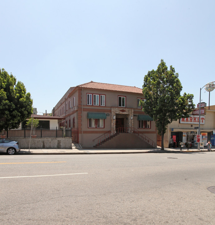 LA PRO I Apartments in Los Angeles, CA - Building Photo