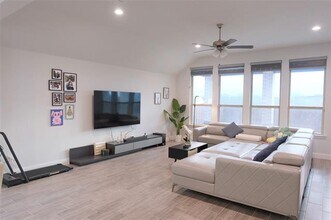 5928 Pine River Ln in Fort Worth, TX - Building Photo - Building Photo