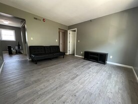 527 Grant Ave in Morgantown, WV - Building Photo