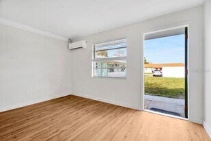 6701 S Westshore Blvd in Tampa, FL - Building Photo