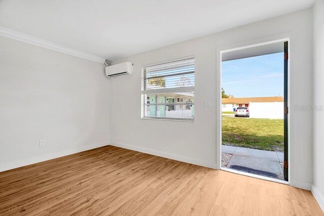 6701 S West Shore Blvd in Tampa, FL - Building Photo - Building Photo