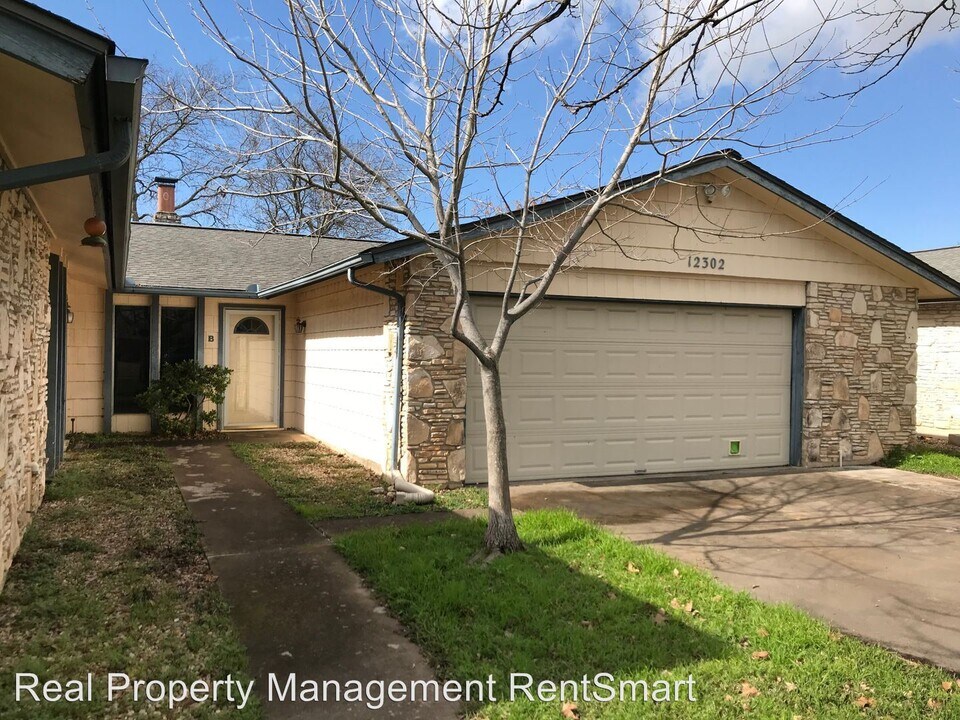 12302 Willow Wild Dr in Austin, TX - Building Photo