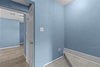 7316 Overton St in Hitchcock, TX - Foto de edificio - Building Photo