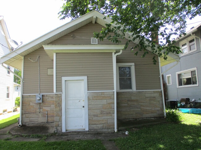 3710 S Hanna St in Fort Wayne, IN - Building Photo - Building Photo