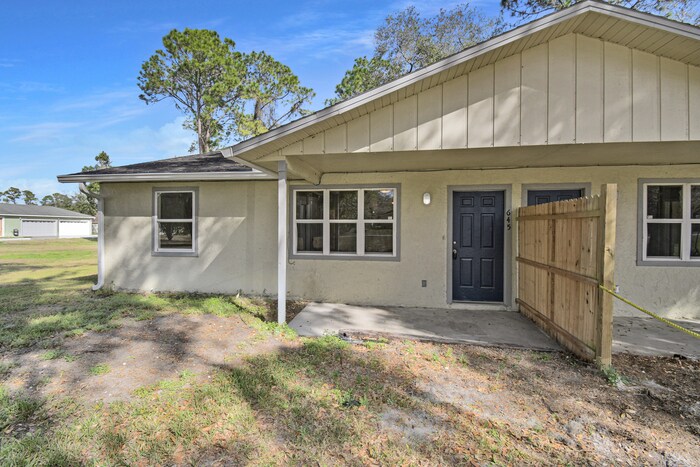 645 N Arnold Ave in Groveland, FL - Building Photo