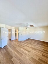 10038 1/2 Base Line Rd in Rancho Cucamonga, CA - Building Photo - Building Photo
