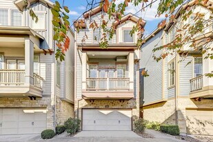 746 Nicholson St in Houston, TX - Building Photo