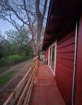 5770 Croy Rd in Morgan Hill, CA - Building Photo