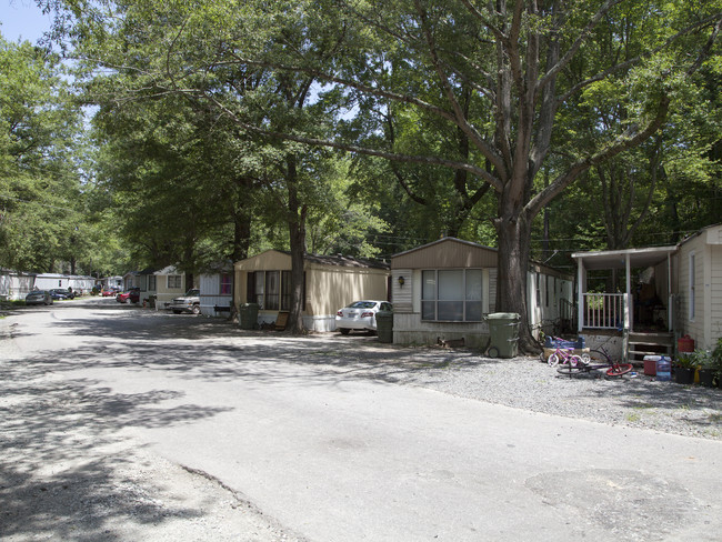 Gorman Village Mobile Home Park in Durham, NC - Building Photo - Building Photo