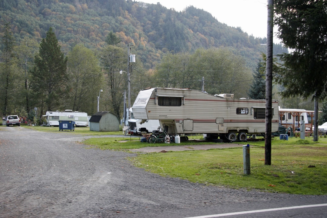 28201 NE 419th St in Amboy, WA - Foto de edificio