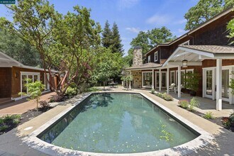 1754 Reliez Valley Rd in Lafayette, CA - Building Photo - Building Photo
