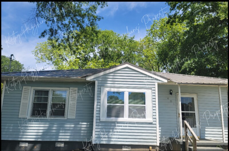 4 Main St in Weaver, AL - Building Photo