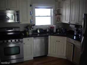 47 Newbury St-Unit -Apt 2 in Somerville, MA - Building Photo - Building Photo