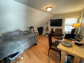 7 Whitman St, Unit #1 in Boston, MA - Building Photo - Building Photo