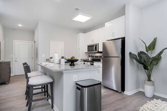 Echo Ridge Apartments in Middletown, OH - Building Photo - Building Photo