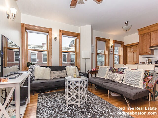 60 Phillips St, Unit 1