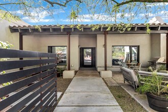 8413 E Welsh Trail in Scottsdale, AZ - Building Photo - Building Photo