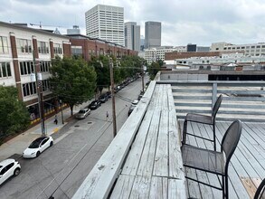 376 Nelson St SW in Atlanta, GA - Building Photo - Building Photo