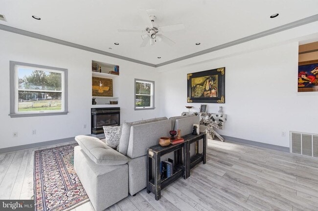 property at 11641 Glen Rd