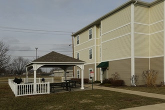 Water Tower Place in Elkhart, IN - Foto de edificio - Building Photo