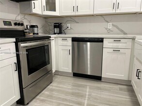 2031 Renaissance Blvd in Miramar, FL - Building Photo - Building Photo