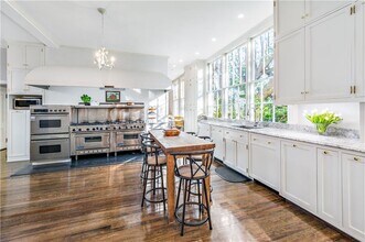 115 Narragansett Ave in Newport, RI - Building Photo - Building Photo