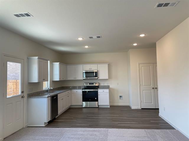 1911 Chapel Hl Rd in Princeton, TX - Building Photo - Building Photo