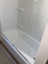 1374 Leonora Ave in Akron, OH - Building Photo - Building Photo