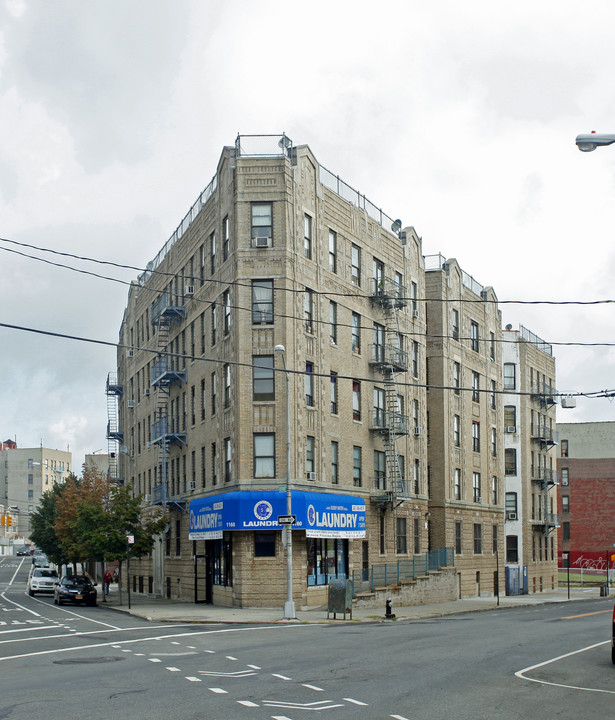 1160 Bryant Ave in Bronx, NY - Building Photo