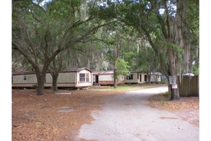 Busy Bee Mobile Home Park Apartments