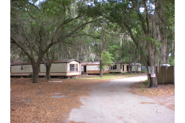 Busy Bee Mobile Home Park in Lakeland, FL - Building Photo