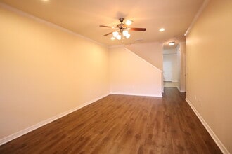 1490 Bentley Cir in Fort Walton Beach, FL - Building Photo - Building Photo