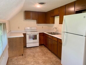 807 Well St in Onalaska, WI - Building Photo - Building Photo