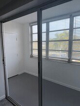 7321 Central Ave in St. Petersburg, FL - Building Photo - Building Photo