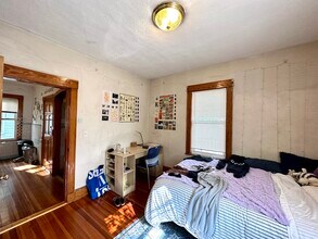 30 Adams St, Unit #2 in Medford, MA - Building Photo - Building Photo