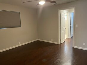 8108 Mariposa Ave in Citrus Heights, CA - Foto de edificio - Building Photo