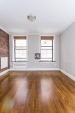 E 6TH ST., Unit 6 in New York, NY - Foto de edificio - Building Photo