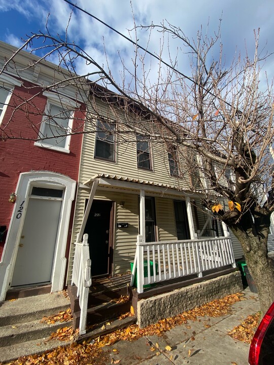 122 N Penn St in York, PA - Building Photo