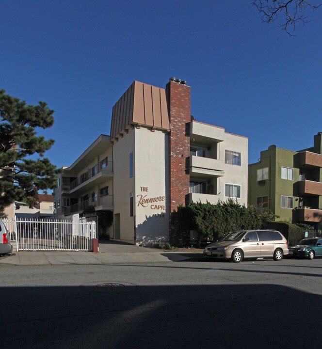 1754 Kenmore Ave in Los Angeles, CA - Building Photo