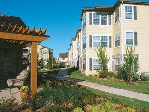 The Park at Tuscany Apartments in Oklahoma City, OK - Building Photo - Building Photo