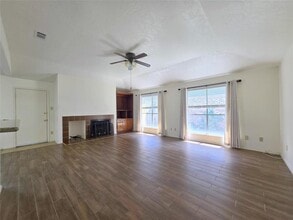 12906 Newberry St in Sugar Land, TX - Building Photo - Building Photo